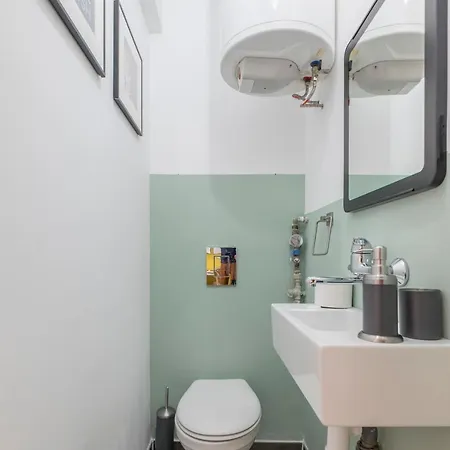 Apartment Bluewaveplace - Contemporary In Center Of Sofia