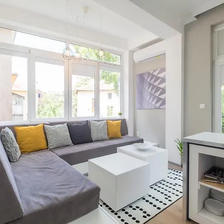Apartment Bluewaveplace - Contemporary In Center Of Sofia
